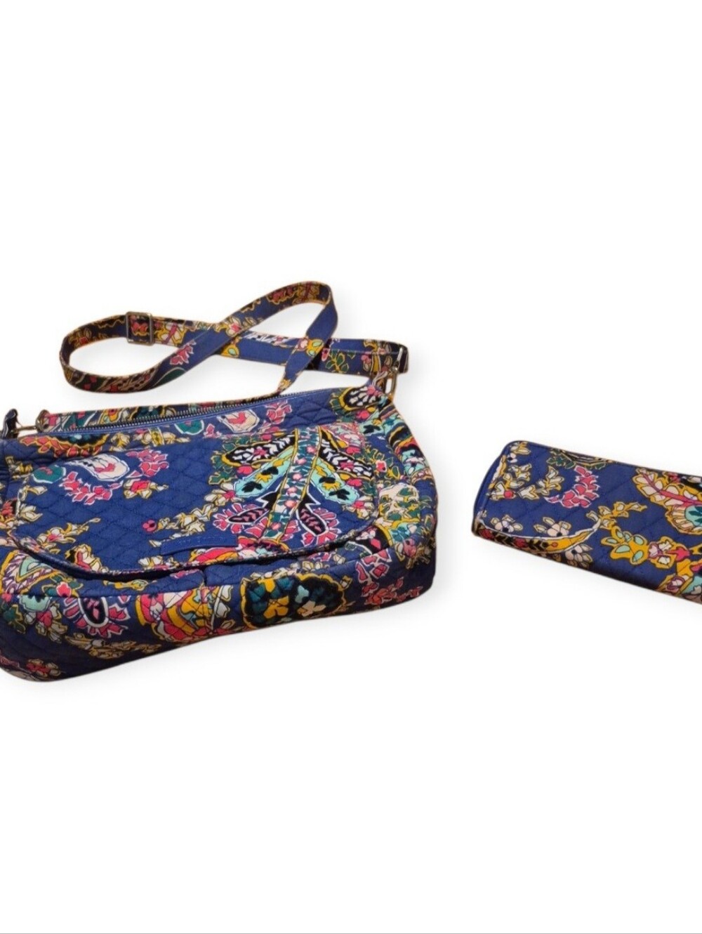 Vera Bradley Iconic Shoulder Bag Romantic Paisley W/ Matching Wristlet
